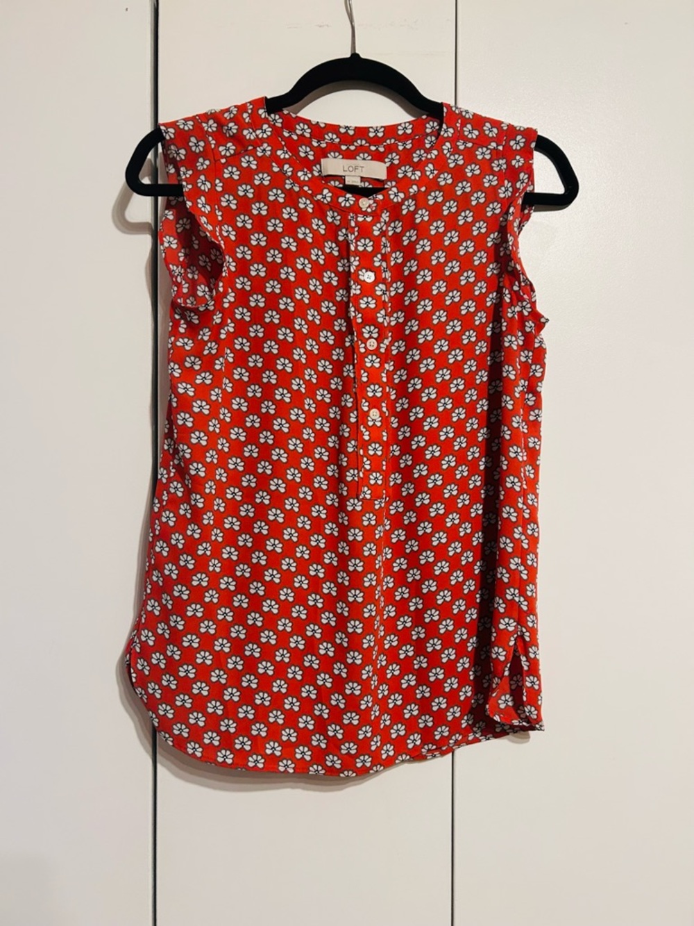 Loft Coral Floral Sleeveless Blouse